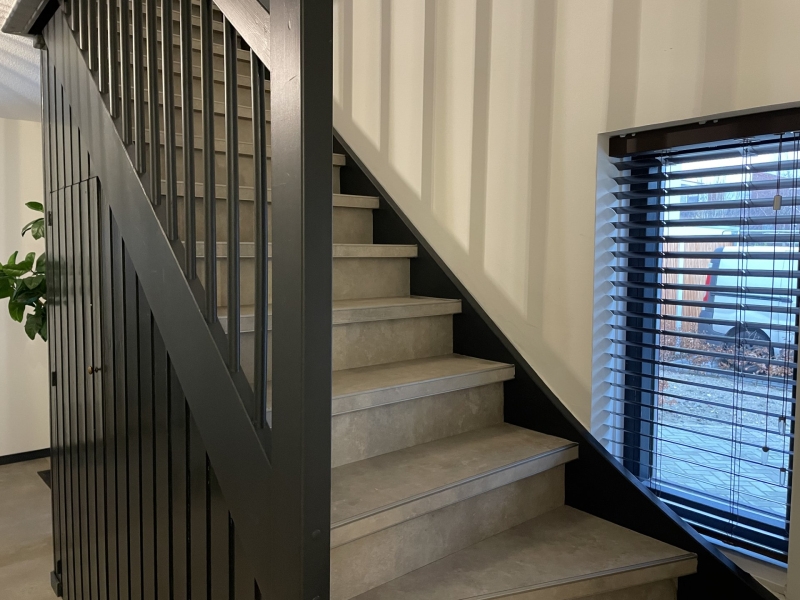 PVC Traprenovatie - ART Woninginrichting