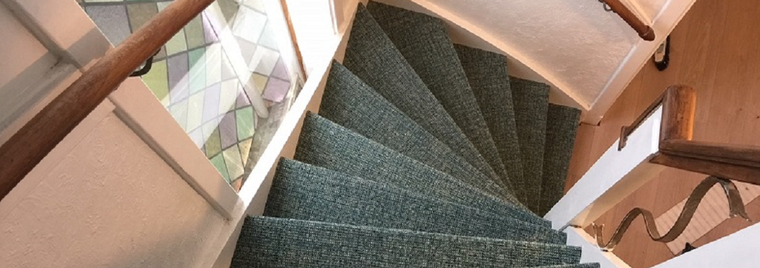 actie 5 - Trap bekleden met boucle tapijt voor een moderne trap - ART Woninginrichting actie 5 - Trap bekleden met boucle tapijt voor een moderne trap - ART Woninginrichting